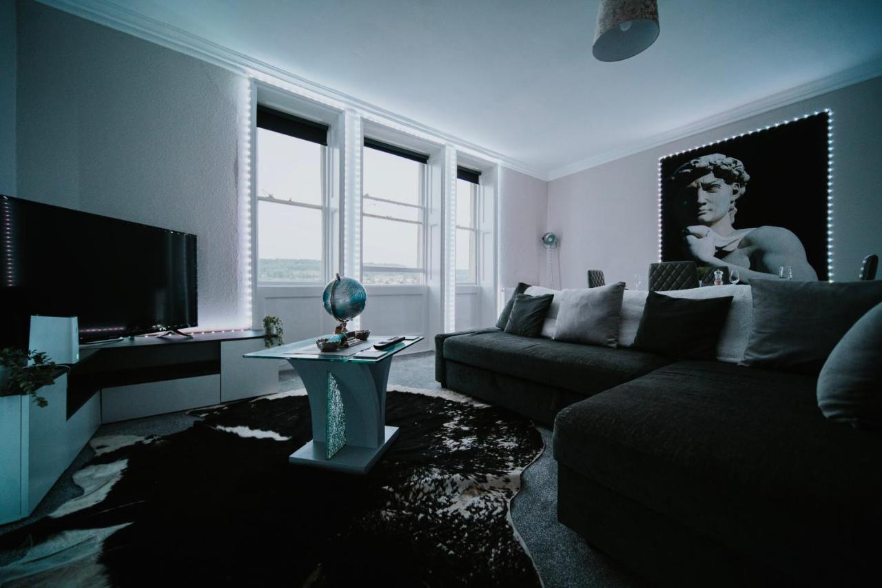 Roman Penthouse- City Skyline Views, 4K Tvs, 5G Wifi And More! Lejlighed Bath Eksteriør billede